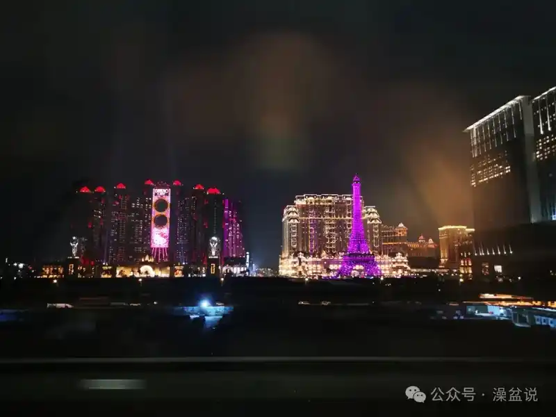 2024悄悄过去2025咻咻来了